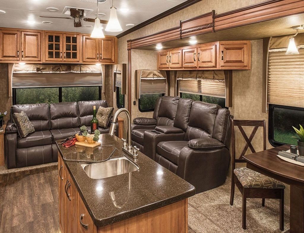 Rv With Living Room In Rear